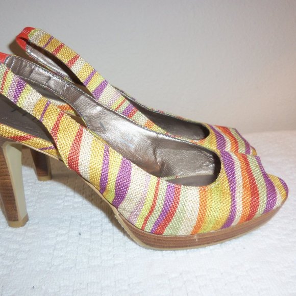 Multi-Color Slingback - Picture 2 of 2